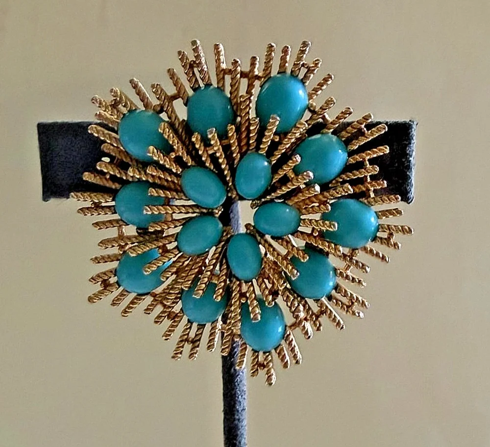 Vtg Signed Susan Caplan for Avon Starburst Gold & Turquoise Brooch